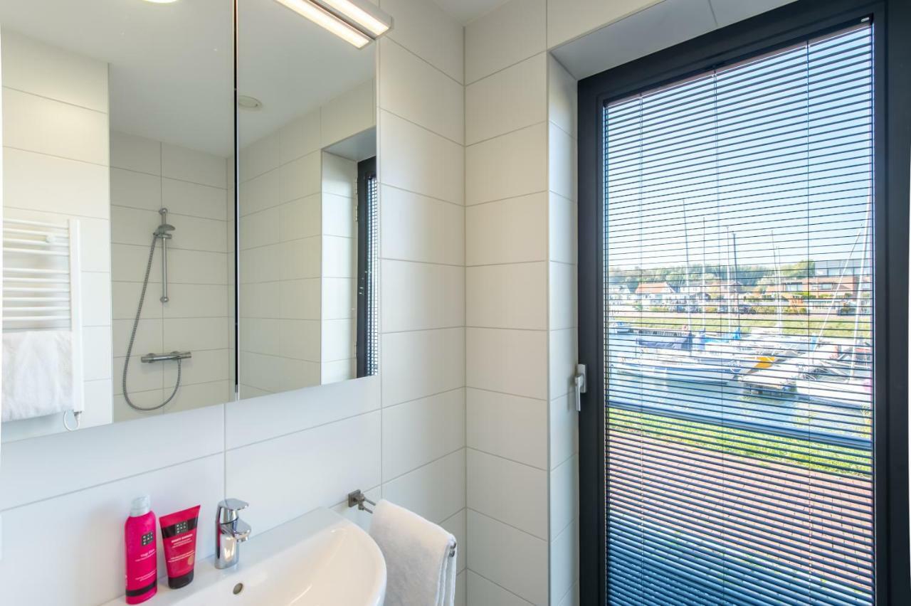 Appartement Voor 4 Personen Aan D'Ouwe Haven In Kamperland Exterior foto